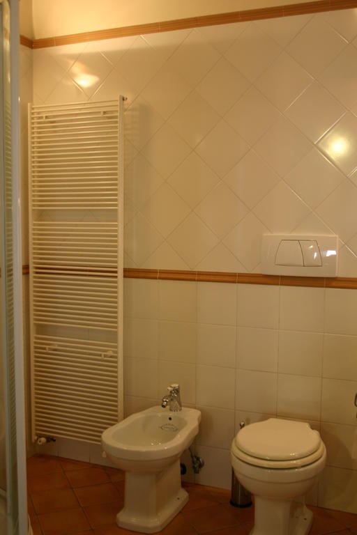 Resort A Palazzo B&B Fermo Habitación foto
